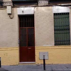 https://luxury-apartment-in-triana-close-to-the-river.es-andalucia.com